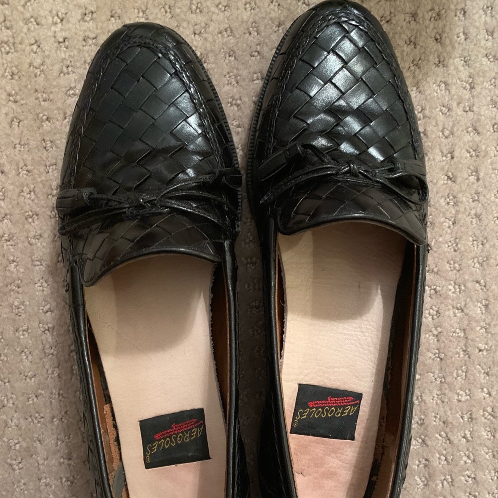 Aerosols Shoes size 6 like new